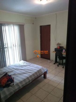 Imagem Sobrado com 6 Quartos à Venda, 250 m² em Jardim Presidente Dutra - Guarulhos Imagem Sobrado com 6 Quartos à Venda, 250 m² em Jardim Presidente Dutra - Guarulhos