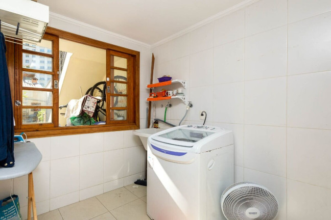 Imagem Casa com 3 Quartos à Venda, 372 m² em Indianópolis - São Paulo Imagem Casa com 3 Quartos à Venda, 372 m² em Indianópolis - São Paulo