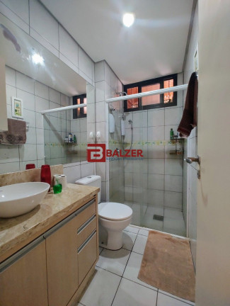 Imagem Apartamento com 2 Quartos à Venda, 98 m² em Centro - Florianópolis Imagem Apartamento com 2 Quartos à Venda, 98 m² em Centro - Florianópolis