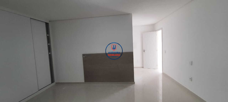 Imagem Casa com 5 Quartos para Alugar ou Temporada, 395 m² em Cajupiranga - Parnamirim Imagem Casa com 5 Quartos para Alugar ou Temporada, 395 m² em Cajupiranga - Parnamirim