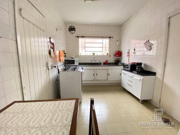 Imagem Casa com 3 Quartos à Venda, 200 m² em Alto - Teresópolis