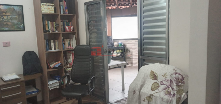 Imagem Sobrado com 4 Quartos à Venda, 283 m² em Santa Maria - Osasco
