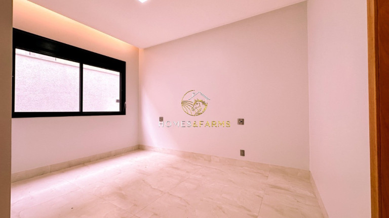 Imagem Casa com 3 Quartos à Venda, 225 m² em Setor Central - Goiânia Imagem Casa com 3 Quartos à Venda, 225 m² em Setor Central - Goiânia