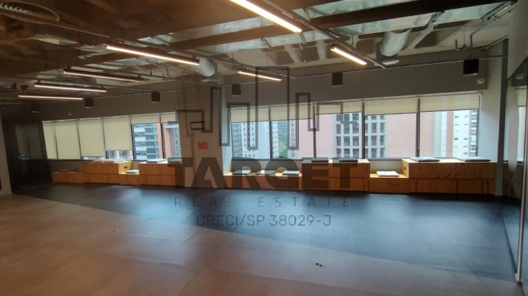 Imóvel para Alugar, 755 m² em Vila Olímpia - São Paulo