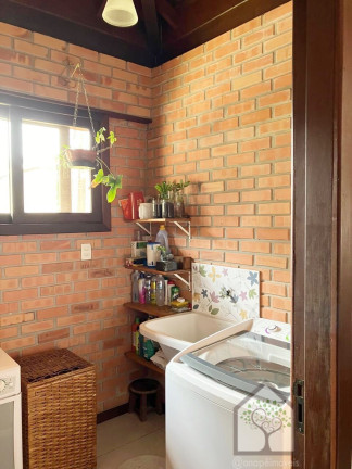 Imagem Casa com 2 Quartos à Venda, 304 m² em Sambaqui - Florianópolis Imagem Casa com 2 Quartos à Venda, 304 m² em Sambaqui - Florianópolis
