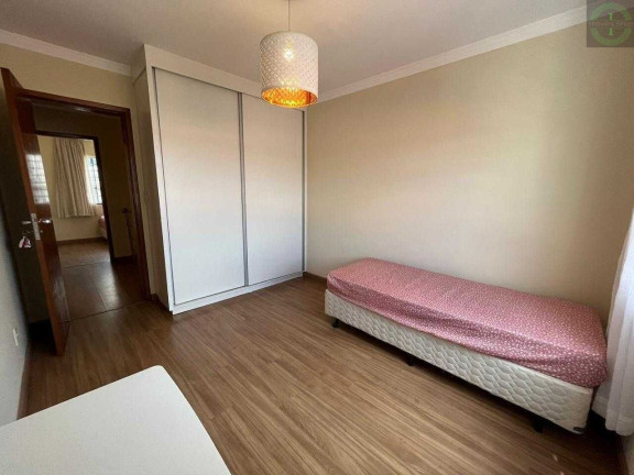 Imagem Sobrado com 3 Quartos à Venda, 12.845 m² em Ronda - Ponta Grossa
