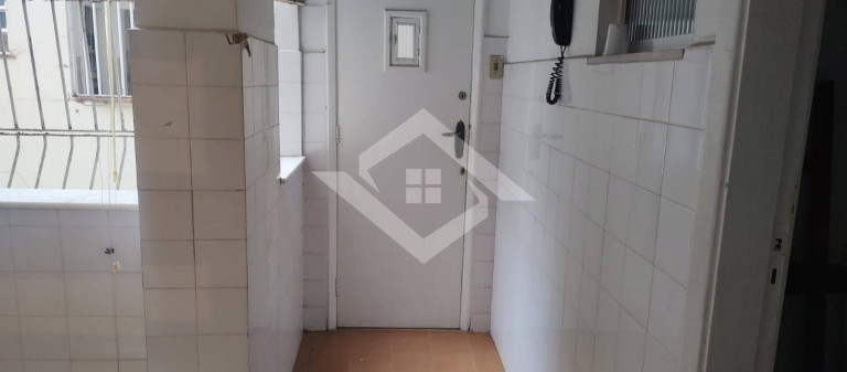 Imagem Apartamento com 2 Quartos à Venda, 100 m² em Copacabana - Rio De Janeiro Imagem Apartamento com 2 Quartos à Venda, 100 m² em Copacabana - Rio De Janeiro