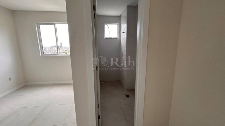 Imagem Apartamento com 2 Quartos à Venda, 84 m² em São Judas - Itajaí Imagem Apartamento com 2 Quartos à Venda, 84 m² em São Judas - Itajaí