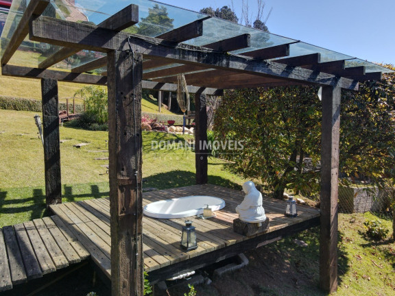 Imagem Casa com 4 Quartos à Venda, 225 m² em Região Do Alto Do Capivari - Campos Do Jordão Imagem Casa com 4 Quartos à Venda, 225 m² em Região Do Alto Do Capivari - Campos Do Jordão