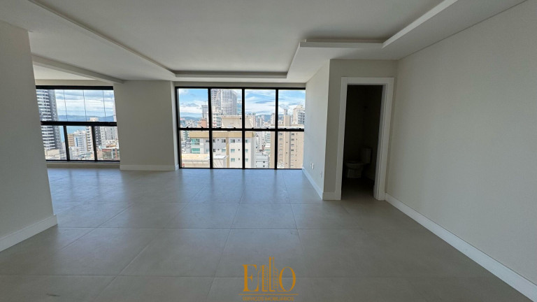 Imagem Apartamento com 3 Quartos à Venda, 132 m² em Meia Praia - Itapema Imagem Apartamento com 3 Quartos à Venda, 132 m² em Meia Praia - Itapema