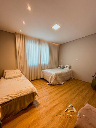 Imagem Casa com 3 Quartos à Venda, 286 m² em Horto - Ipatinga