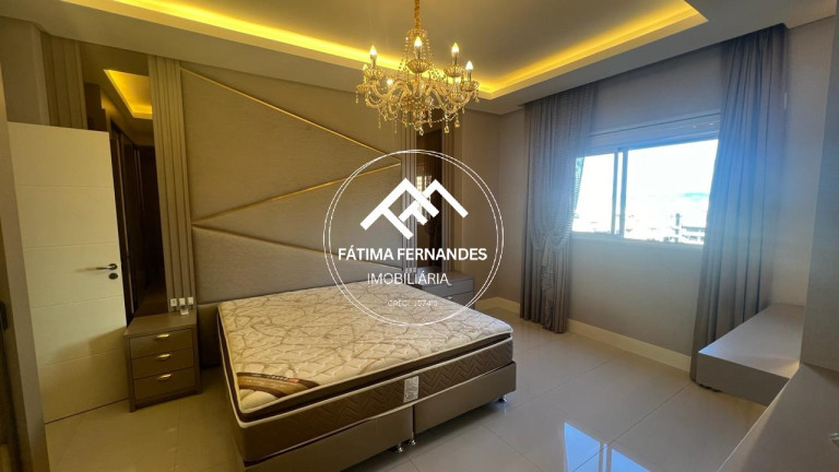 Imagem Apartamento com 4 Quartos à Venda, 268 m² em Meia Praia - Itapema