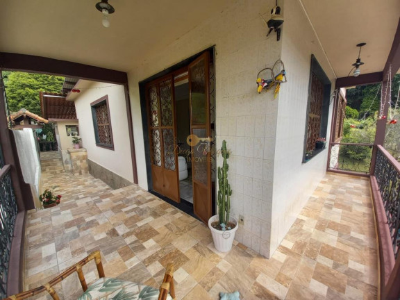 Imagem Casa com 4 Quartos à Venda, 504 m² em Vale Do Paraíso - Teresópolis Imagem Casa com 4 Quartos à Venda, 504 m² em Vale Do Paraíso - Teresópolis