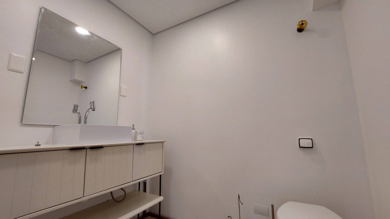 Imagem Apartamento com 2 Quartos à Venda, 76 m² em Centro - Curitiba