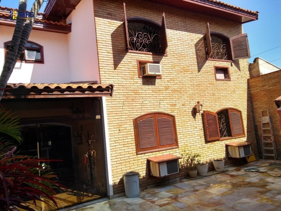 Imagem Casa com 6 Quartos à Venda,  em Jardim Leocádia - Sorocaba