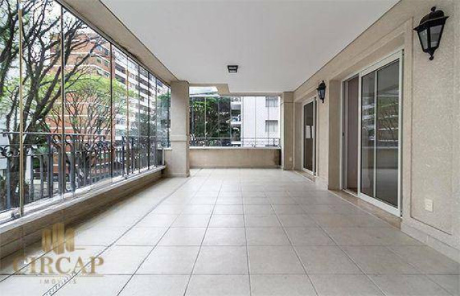 Apartamento com 4 Quartos à Venda, 304 m² em Higienópolis - São Paulo