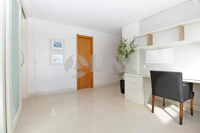 Imagem Apartamento com 3 Quartos à Venda, 87 m² em Passo Da Areia - Porto Alegre Imagem Apartamento com 3 Quartos à Venda, 87 m² em Passo Da Areia - Porto Alegre