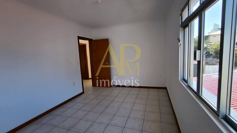 Imagem Casa com 3 Quartos à Venda, 285 m² em Canto - Florianópolis