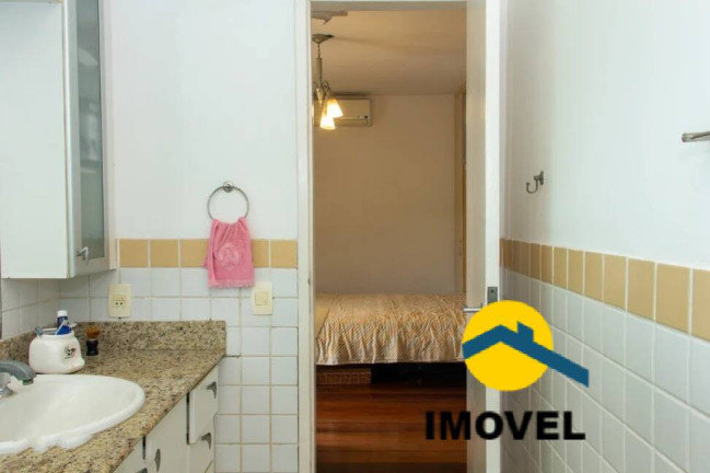 Imagem Casa com 4 Quartos à Venda, 550 m² em Itaipu - Niterói Imagem Casa com 4 Quartos à Venda, 550 m² em Itaipu - Niterói