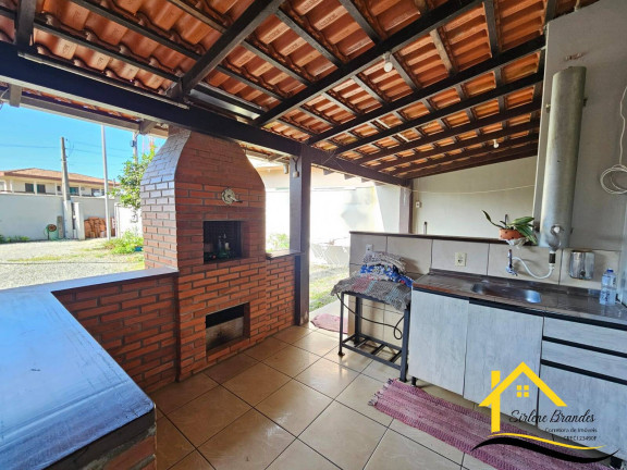 Imagem Casa com 3 Quartos à Venda, 400 m² em Centro - Balneário Barra Do Sul Imagem Casa com 3 Quartos à Venda, 400 m² em Centro - Balneário Barra Do Sul