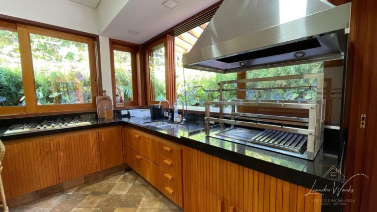 Imagem Casa com 5 Quartos à Venda, 280 m² em Itamambuca - Ubatuba