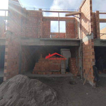 Imagem Sobrado com 3 Quartos à Venda, 139 m² em São Marcos - Joinville