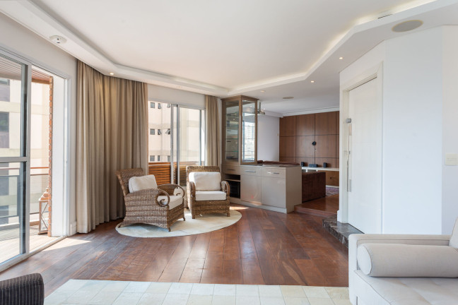 Imagem Apartamento com 3 Quartos à Venda, 206 m² em Vila Nova Conceição - São Paulo Imagem Apartamento com 3 Quartos à Venda, 206 m² em Vila Nova Conceição - São Paulo