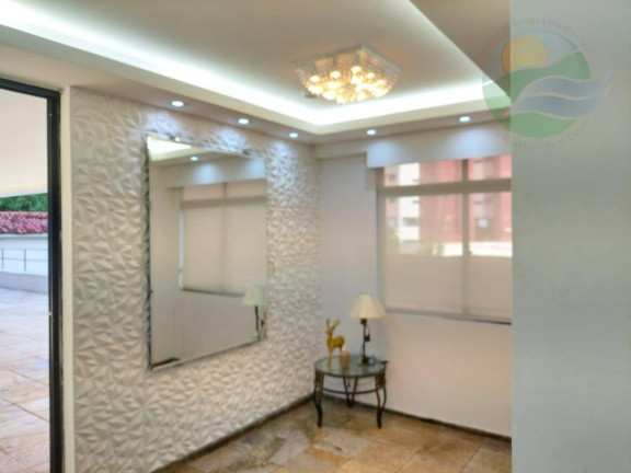 Imagem Apartamento com 4 Quartos à Venda, 220 m²