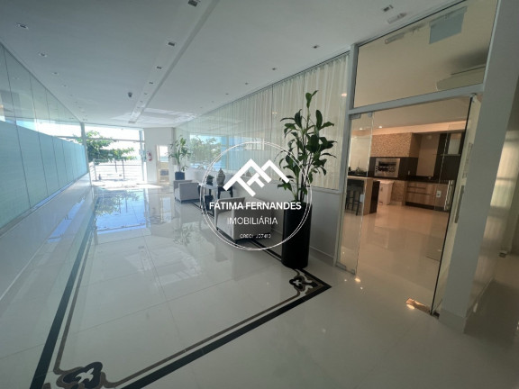 Imagem Apartamento com 4 Quartos à Venda, 240 m² em Meia Praia - Itapema