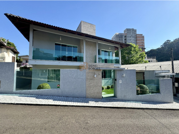 Casa à Venda,  em Jardim - Concórdia