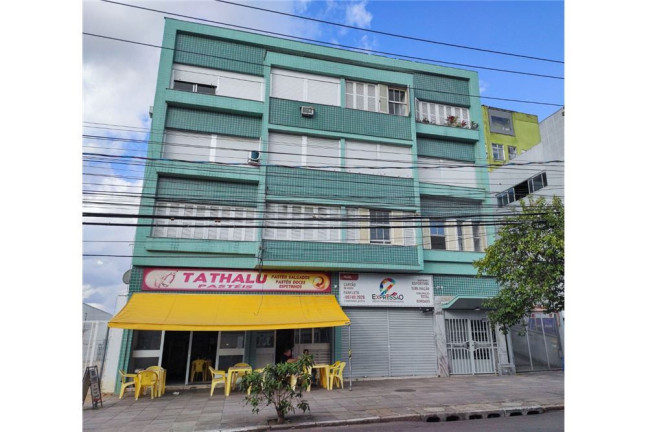 Imóvel com 2 Quartos à Venda,  em Floresta - Porto Alegre