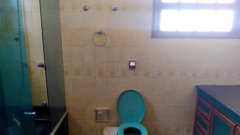 Imagem Casa com 3 Quartos à Venda, 250 m² em Córrego Grande - Florianópolis