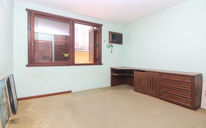 Imagem Casa com 4 Quartos à Venda, 252 m² em Jardim Isabel - Porto Alegre
