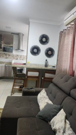 Imagem Casa com 2 Quartos à Venda, 64 m² em Vila Tupi - Praia Grande