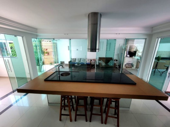 Imagem Casa com 5 Quartos à Venda, 750 m² em Barra Da Tijuca - Rio De Janeiro Imagem Casa com 5 Quartos à Venda, 750 m² em Barra Da Tijuca - Rio De Janeiro