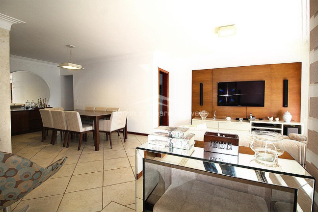Apartamento com 4 Quartos à Venda, 182 m² em Vila Itapura - Campinas