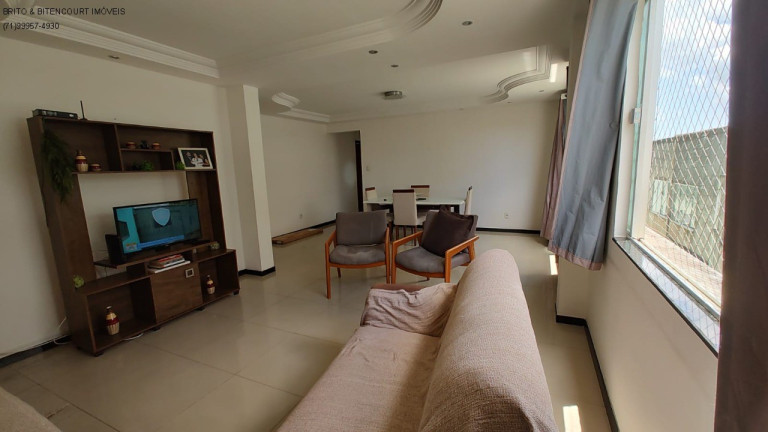 Imagem Imóvel com 3 Quartos à Venda, 146 m² em Vitória - Salvador Imagem Imóvel com 3 Quartos à Venda, 146 m² em Vitória - Salvador