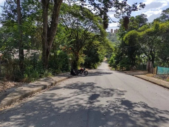Terreno à Venda, 270 m² em Jardim Paulista - Betim