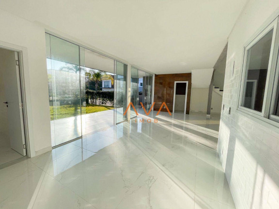Imagem Casa com 3 Quartos à Venda, 212 m² em Rio Vermelho - Florianópolis