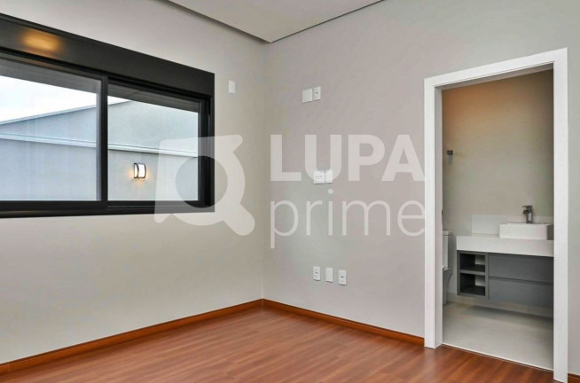 Imagem Casa com 3 Quartos à Venda, 430 m² em Votorantim - Sorocaba Imagem Casa com 3 Quartos à Venda, 430 m² em Votorantim - Sorocaba