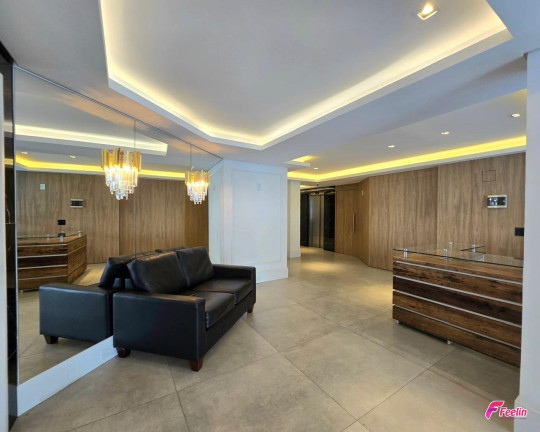 Imagem Apartamento com 3 Quartos à Venda, 93 m² em Centro - Florianópolis Imagem Apartamento com 3 Quartos à Venda, 93 m² em Centro - Florianópolis
