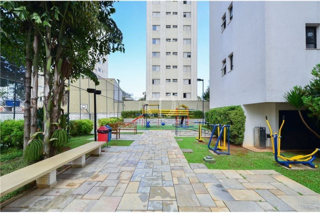 Imagem Apartamento com 3 Quartos à Venda, 130 m² em Moema - São Paulo