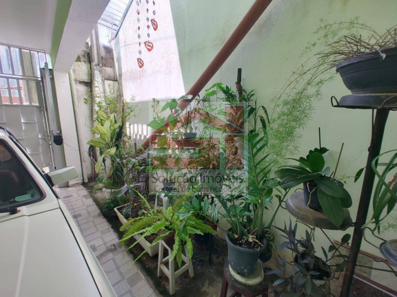 Imagem Sobrado com 2 Quartos à Venda,  em Vila Naly - Caçapava