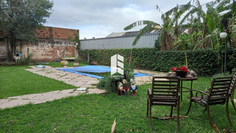 Imagem Casa com 6 Quartos à Venda, 460 m² em Noal - Santa Maria