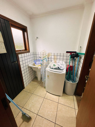Imagem Casa com 3 Quartos para Temporada, 390 m² em Bertioga