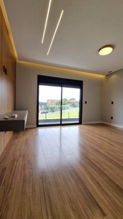 Imóvel com 4 Quartos à Venda, 250 m²