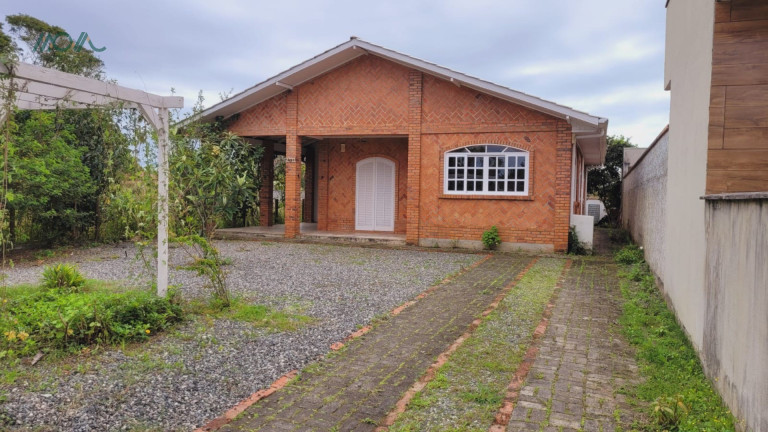 Imagem Casa com 3 Quartos à Venda, 118 m² em Brandalize - Itapoá