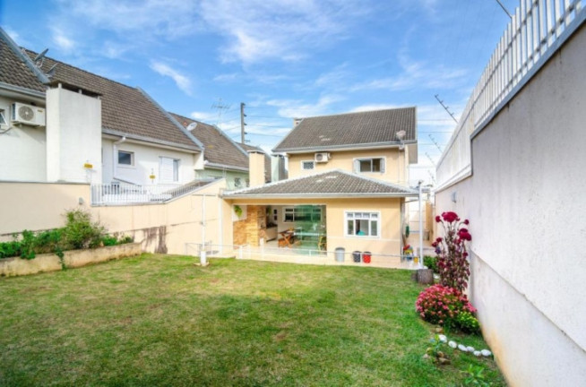 Imagem Casa com 3 Quartos à Venda, 276 m² em Santa Quitéria - Curitiba Imagem Casa com 3 Quartos à Venda, 276 m² em Santa Quitéria - Curitiba
