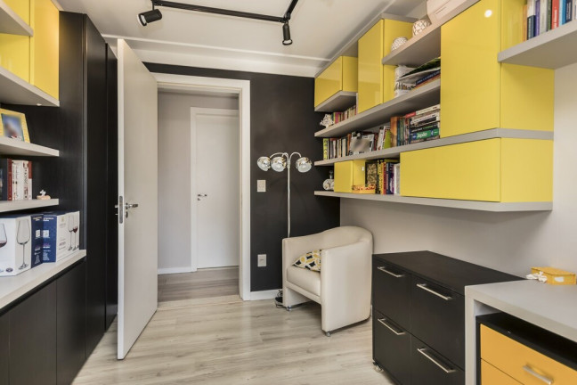 Imagem Apartamento com 2 Quartos à Venda, 64 m² em Independência - Porto Alegre