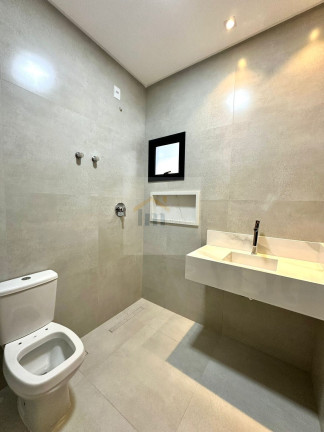 Imagem Casa com 3 Quartos à Venda, 220 m² em Jardim Atlântico - Goiânia Imagem Casa com 3 Quartos à Venda, 220 m² em Jardim Atlântico - Goiânia